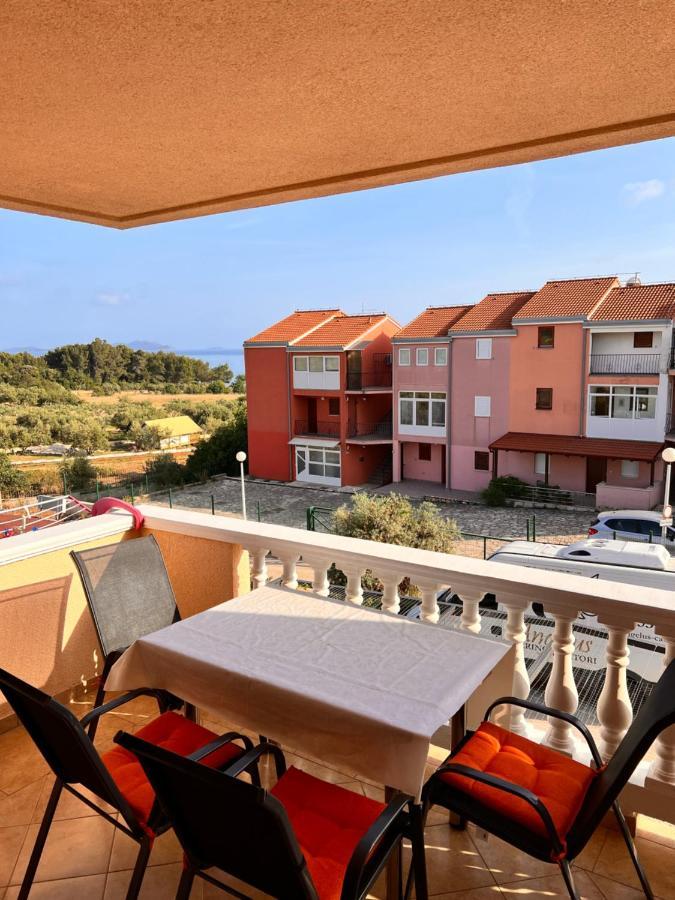 Apartment Plavia Biograd Biograd Na Moru Eksteriør bilde