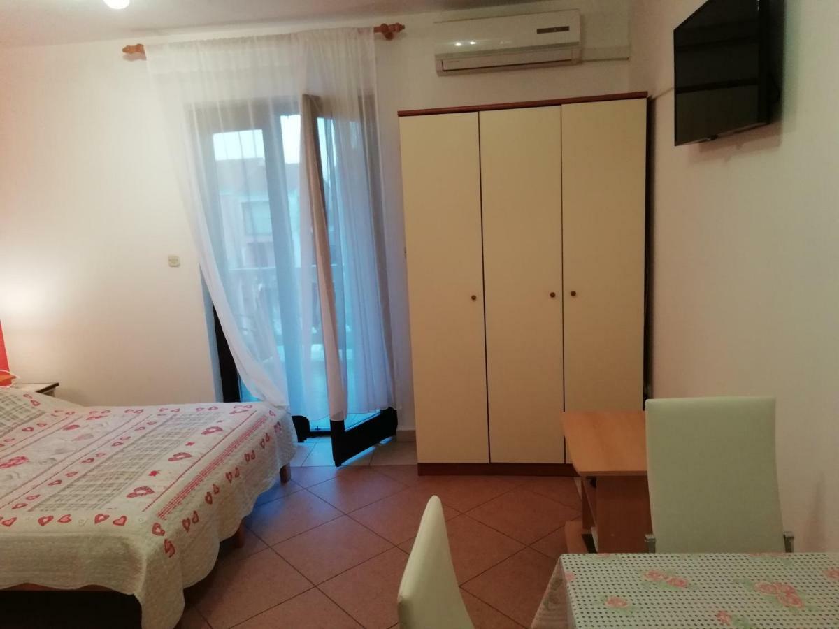 Apartment Plavia Biograd Biograd Na Moru Eksteriør bilde